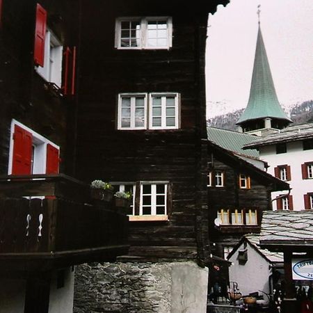 Beim Kirchplatz Lägenhet Zermatt Exteriör bild